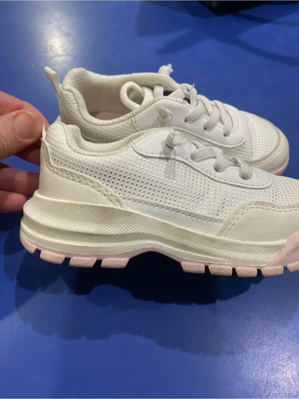 OshKosh B'gosh White Sneakers with Light Pink Soles